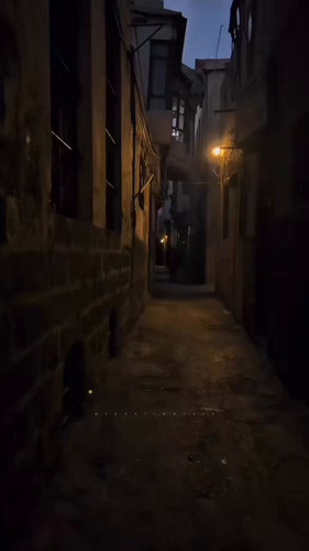 hMQztxrASqdOBixP.jpg