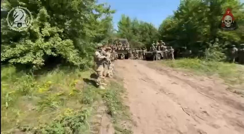 zD jOoiy56La9sSS.jpg