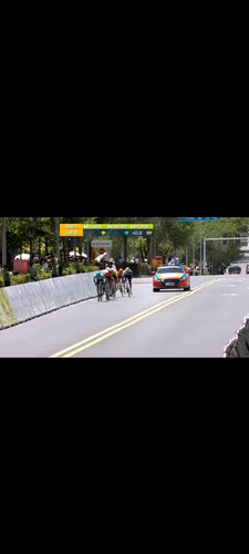 zLm En8DMVvRgFXR.jpg