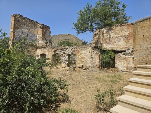 519708014 3582505955218287 7394811559888669528 n.jpg?stp=cp6 dst jpg s600x600 tt6& nc cat=109&ccb=1 .jpg