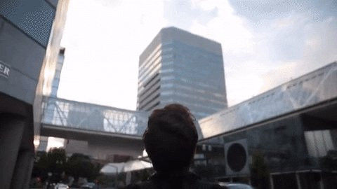 GvnmGsCbsAcEEa .jpg