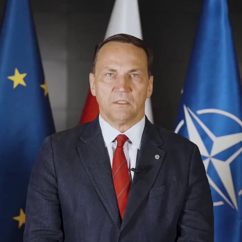 PF3E9d0dg4 0tw6E.jpg