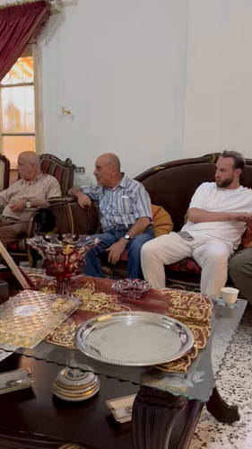 ml7q oXszlXFKE5V.jpg