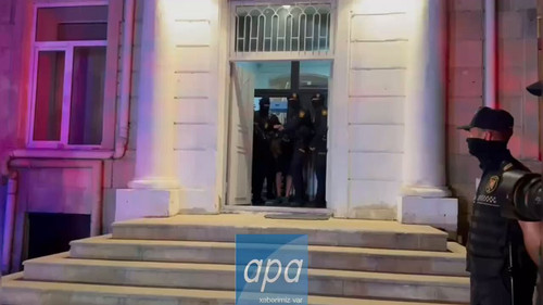 ARSChwRQqrg 8YX5.jpg