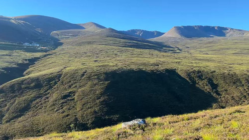 Et6VjiDXOHn xKwx.jpg