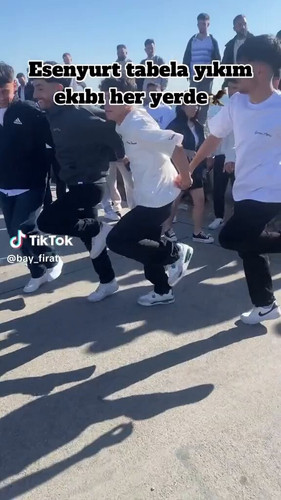 QfF 2ZBmDhSlxVhz.jpg