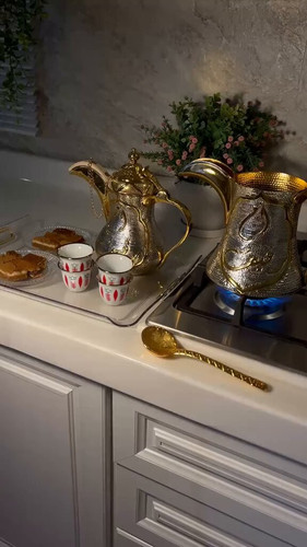 8atE2IN ecaBlcEc.jpg