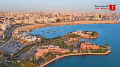 rx C0UF5s4u3SB6S.jpg