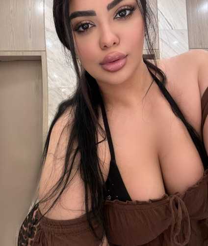 البلوجر نرمين طارق الجميلة أكثر تحرر FMQj3es.md