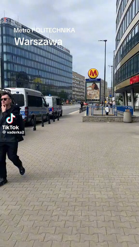 qv8rXAuJS2YzqaES.jpg