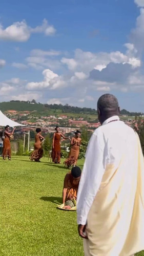 0cIx4RDfnYs2xDK .jpg