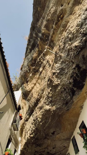 VOHp3 gLLR4gX sZ.jpg