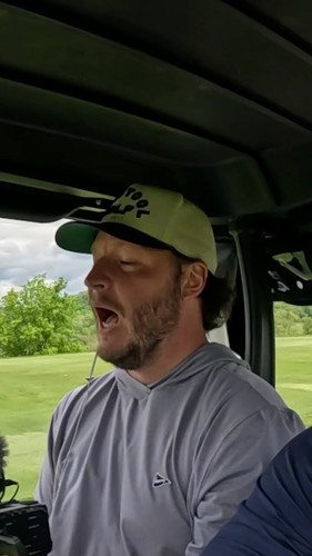 QgcTUzCOE9 WWkl8.jpg