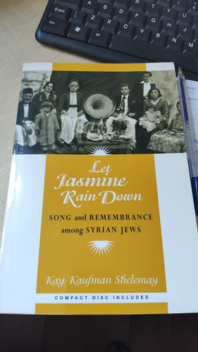 livro com meu nome.jpg