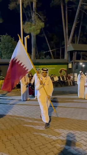 mk09RYOP SWAz5WK.jpg