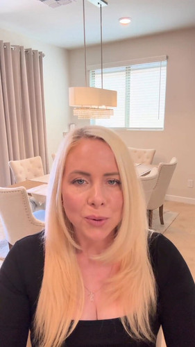 pUcXW LhHLxXYhHn.jpg