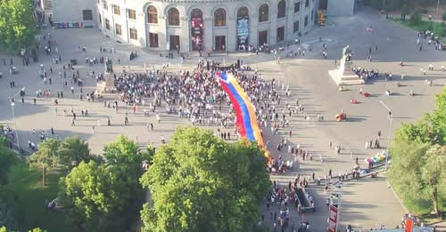 12087240263952985784?url=https%3A%2F%2Fmoderator.az%2Ffile%2Farticles%2F2025%2F07%2F13%2F1752386535 .jpg