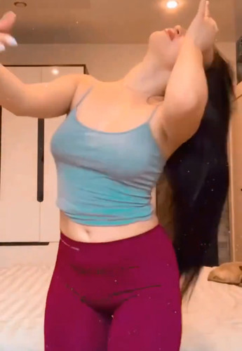 نسرين التيكتوكر الجميلة FMhNxls.md