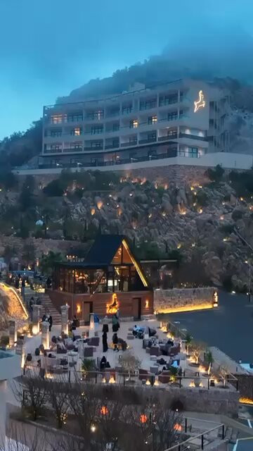 2zM6yt45kD vUMB2.jpg