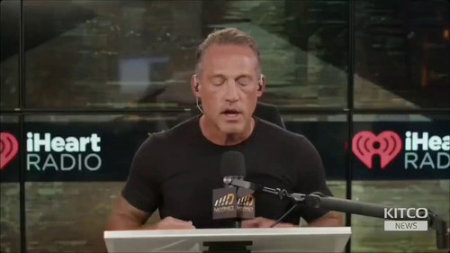 0Rv ElvMzYY HyLK.jpg