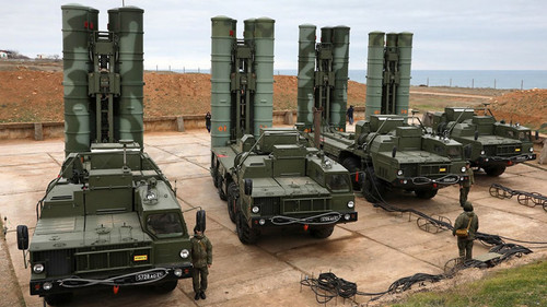 Gvt8 wLbsAAP CR.jpg