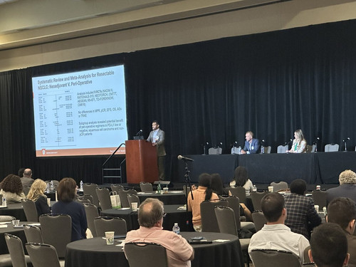 GvrXBwyWYAAMTP6.jpg