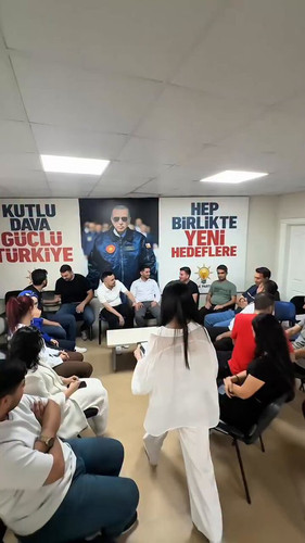 lcyvWD qMqgLEHO8.jpg