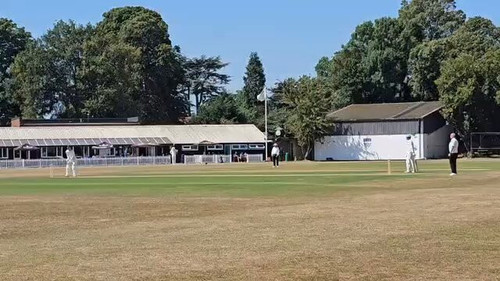 sBt18k KnWmyUuZz.jpg