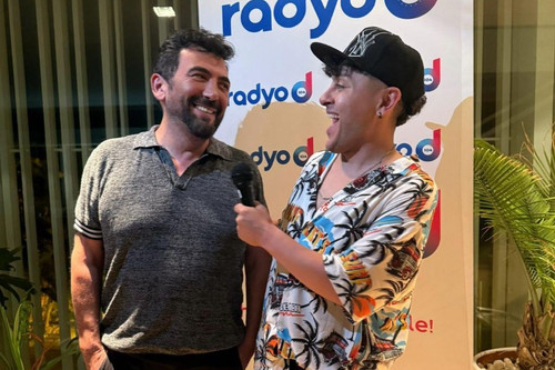 GvrMhsiWUAEdMeZ.jpg