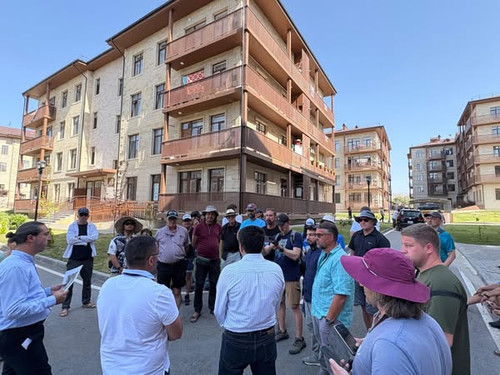 518224005 122216904812146263 1739252349726469928 n.jpg?stp=dst jpg s600x600 tt6& nc cat=110&ccb=1 7&.jpg