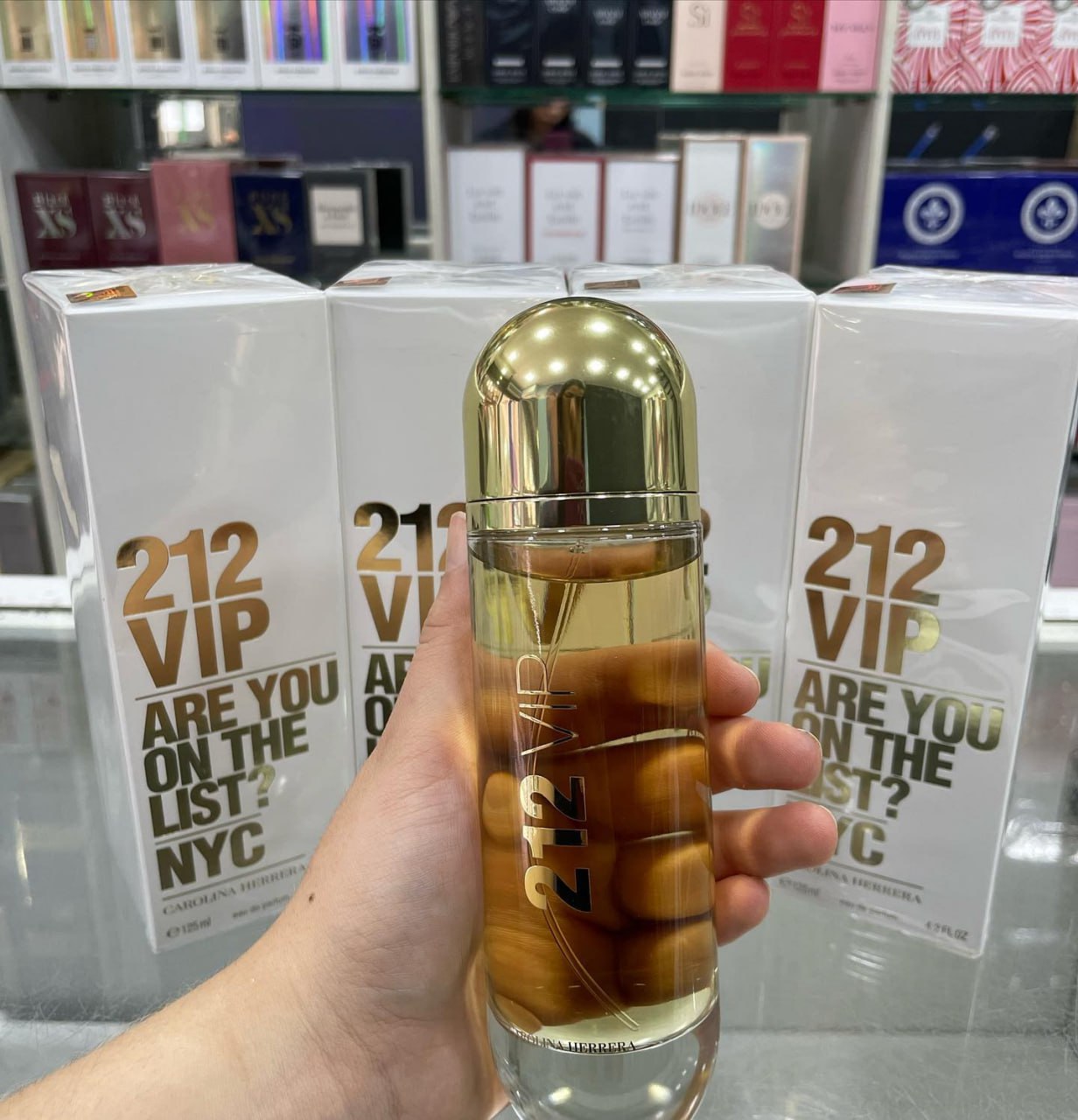 Carolina Herrera 212 VIP VIP EDP 125ml para feminino