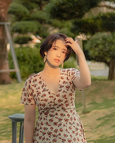 takenbytris 6 B 6Y19qHlQy .jpg