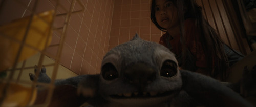 Lilo.and.Stich.2025.1080p.iT.WEB DL.CZ SK EN.DD+7.1.H264 SLOT.mkv snapshot 00.46.39 [2025.07.22 21.4.jpg