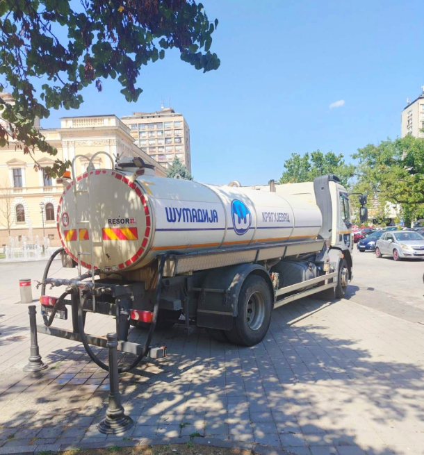 Postavljena cisterna sa pijaćom vodom zbog visokih temperatura