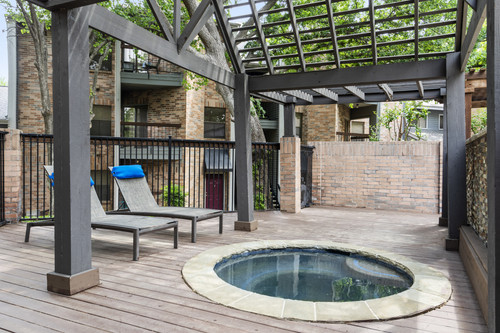 C235270 Pool Spa 13683.jpg