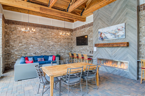 The Ellison POI 005.jpg