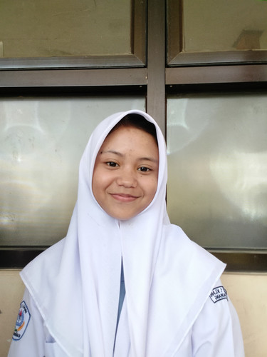dini ariani.jpg