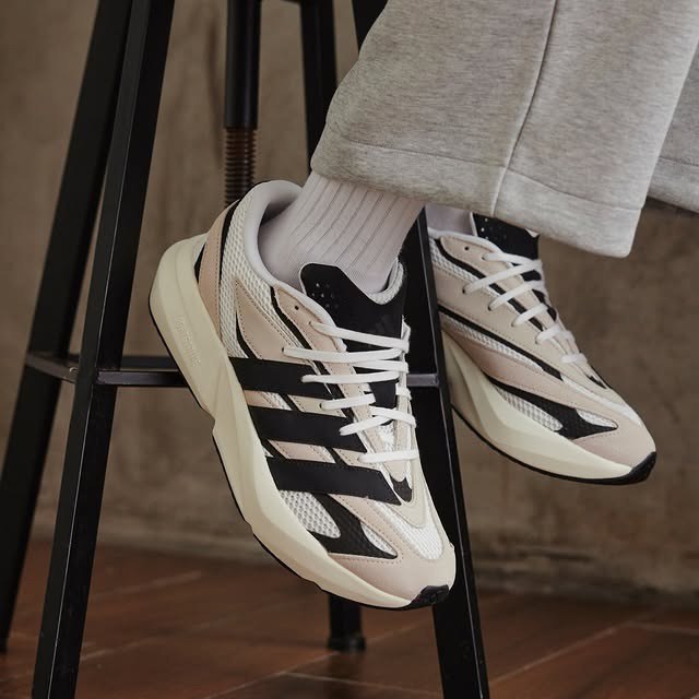Tênis Adidas Light Stride Masculino