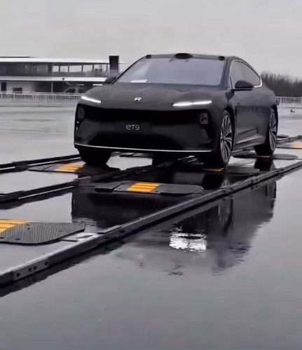 s jiREw3uJchHcl2.jpg