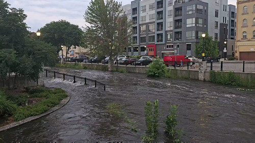 bm168ds4cb Td2Y7.jpg