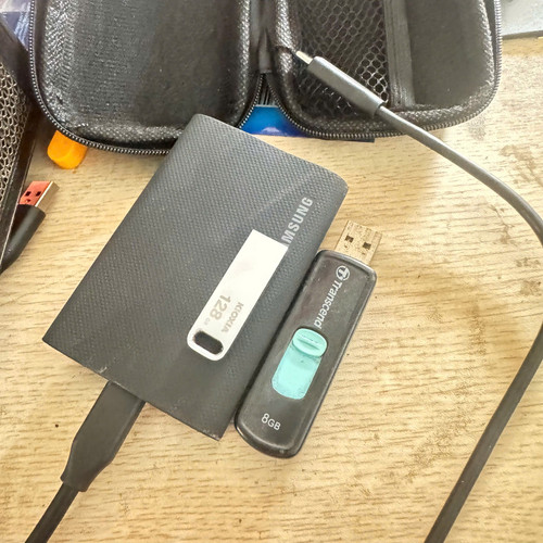 z6895125352192 3b06d5a3794ec3a73aeaf87fb987f65d