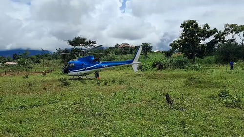 9GXy3JLRTie O7Yc.jpg