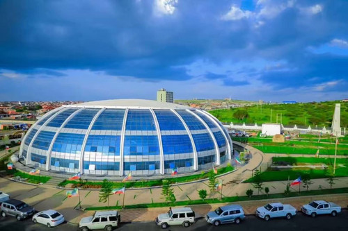 G95 S6u0Iqki maE.jpg