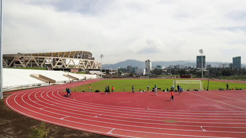 AgbBMRalPL0dws Z.jpg