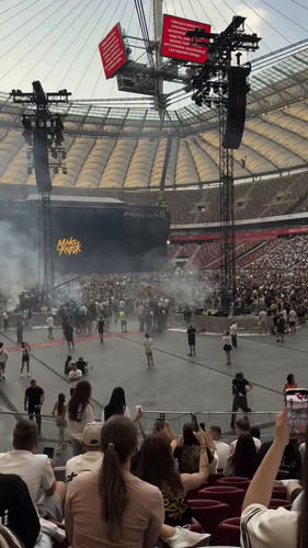  Zj8MkRSTEKfKb0g.jpg
