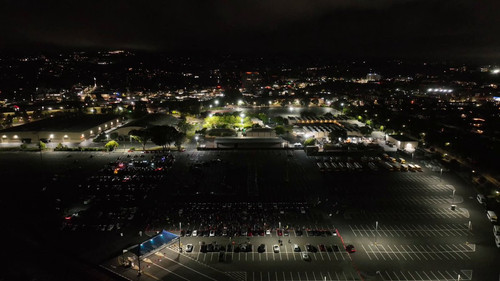 Y O0BHr5I5 0CAoO.jpg