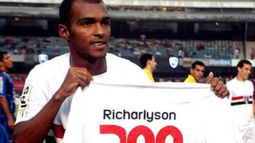 Ex-jogador de São Paulo e Atlético-MG brilha na estreia da Dança dos Famosos