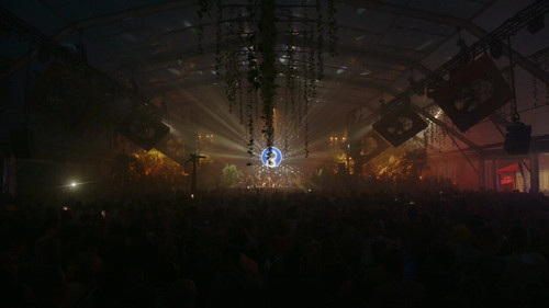 vmMXYER Jr452iLB.jpg