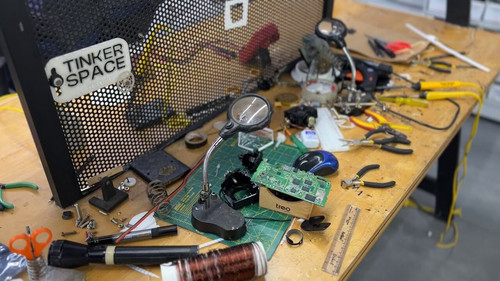 YPRDf1LGy q6fUFl.jpg