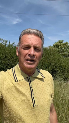 b l2NOQDKAvDL3xY.jpg